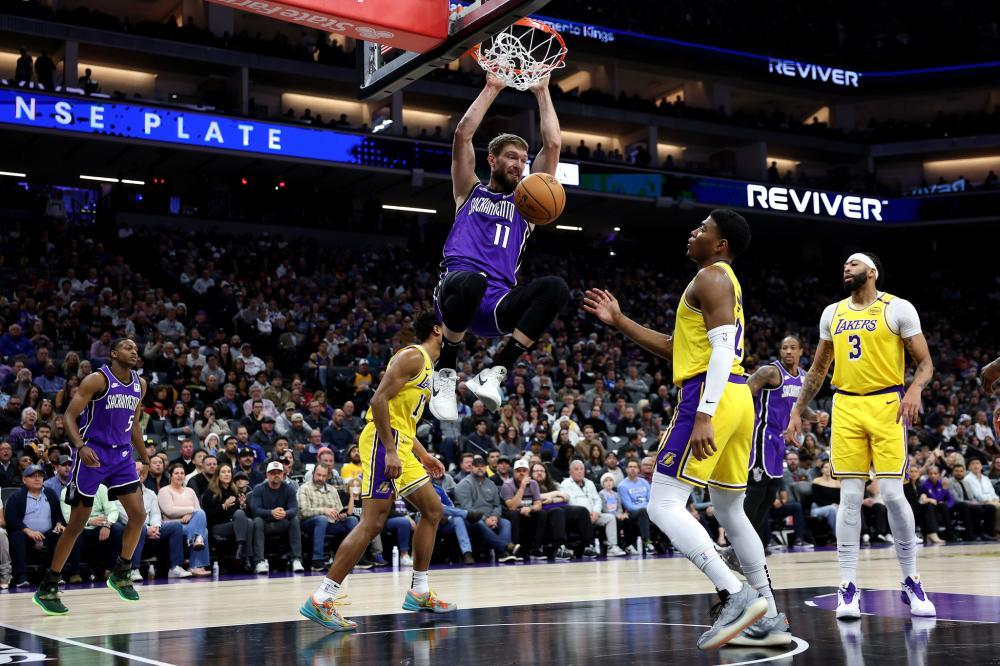 站稳脚跟 站稳脚跟