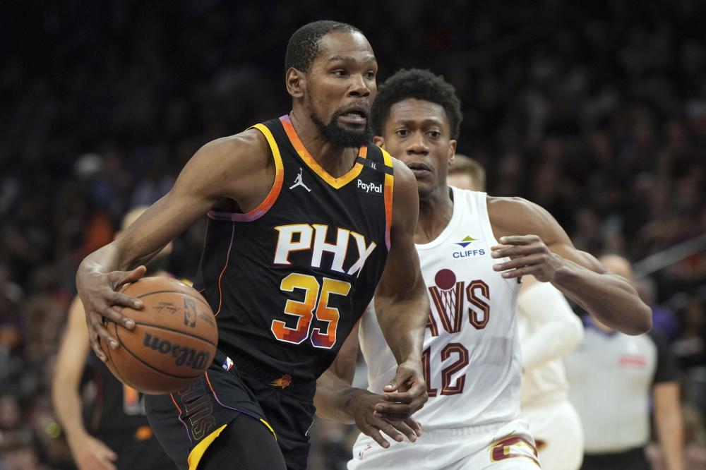 深圳男篮以 深圳男篮以