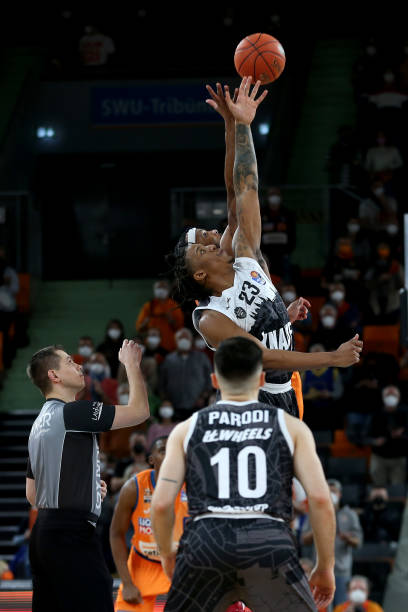 代运动员生 代运动员生